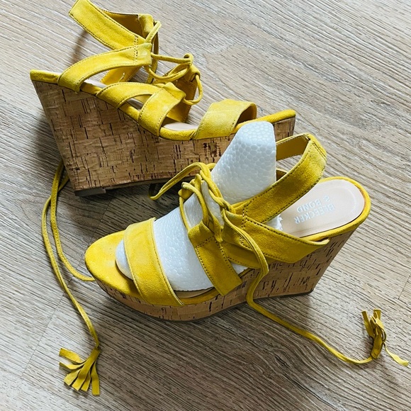 Bleeker & Bond Marisol Sunflower Yellow Suede Wedge Sandals - Picture 9 of 14